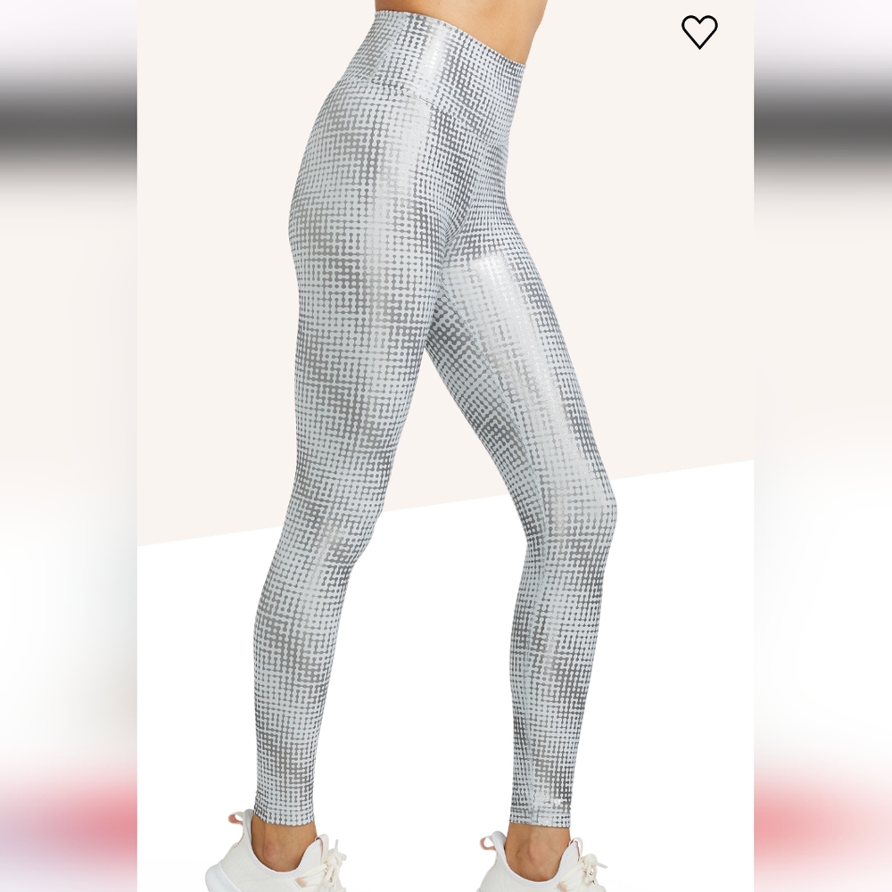 Peloton NWT Show up foil printed legging